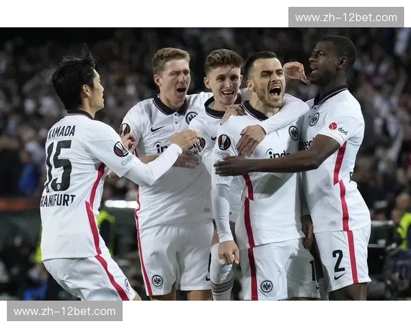 汉堡vs莱红牛：传统巨人与现代新贵的巅峰对垒，谁在绿茵场书写新神话？